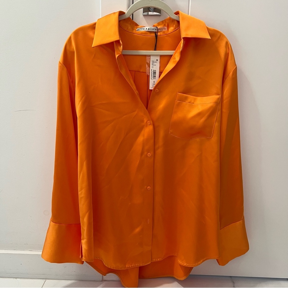Alice + Olivia Finely Oversized Button Down Shirt- Size XS; New with Tags